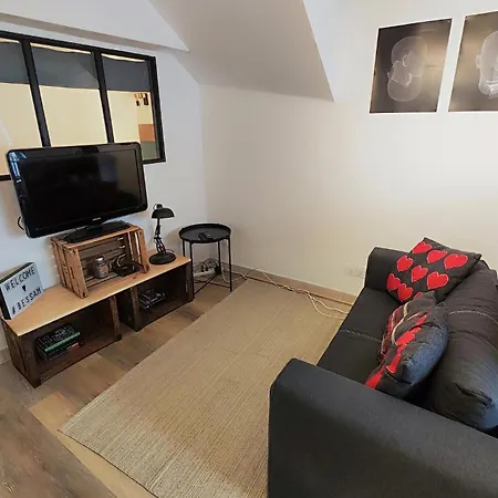 Beautiful In With Wifi Apartment Bessan